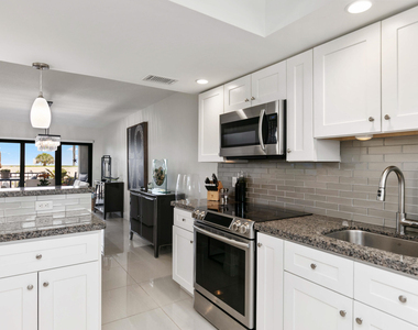 665 Se 21st Avenue - Photo Thumbnail 19