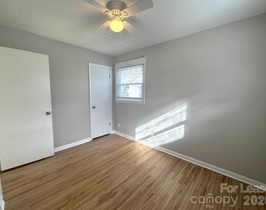 439 Sadie Drive - Photo Thumbnail 15