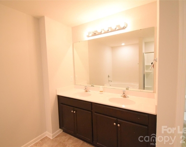 3993 Potts Grove Place - Photo Thumbnail 18