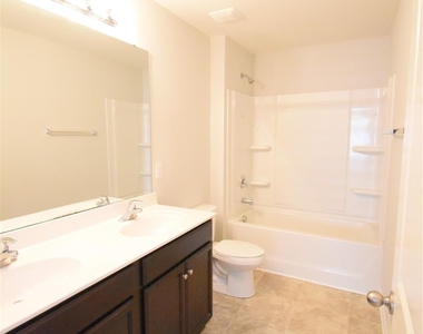 3993 Potts Grove Place - Photo Thumbnail 23