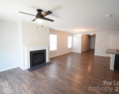 3993 Potts Grove Place - Photo Thumbnail 9
