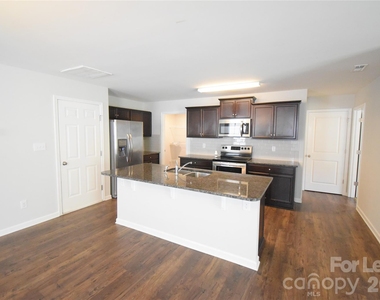 3993 Potts Grove Place - Photo Thumbnail 7