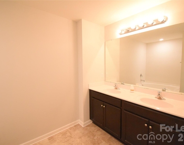 3993 Potts Grove Place - Photo Thumbnail 17