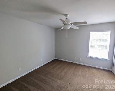 11011 Will Knox Road - Photo Thumbnail 7