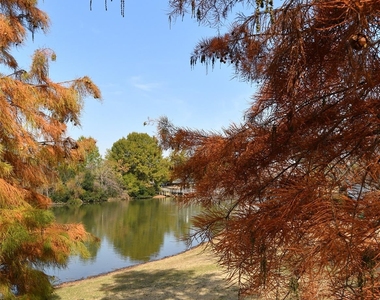 8643 Beaver Creek Drive - Photo Thumbnail 35