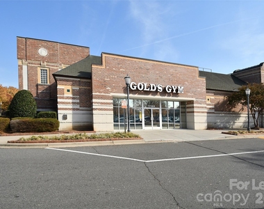 8643 Beaver Creek Drive - Photo Thumbnail 29