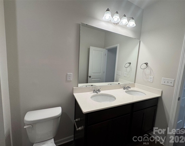 106 Titanium Drive - Photo Thumbnail 2