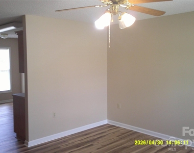 496 23rd Avenue Drive Ne - Photo Thumbnail 2