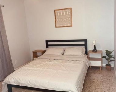 316 Sw 15th Street - Photo Thumbnail 3