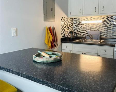 316 Sw 15th Street - Photo Thumbnail 2