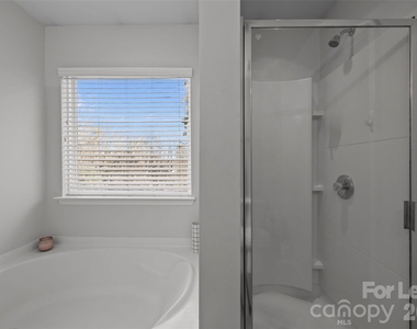 2707 Hunters Moon Lane - Photo Thumbnail 15