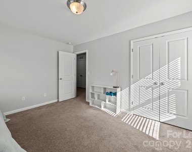 2707 Hunters Moon Lane - Photo Thumbnail 9