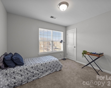 2707 Hunters Moon Lane - Photo Thumbnail 12