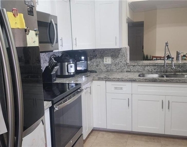 2494 Centergate Drive - Photo Thumbnail 20