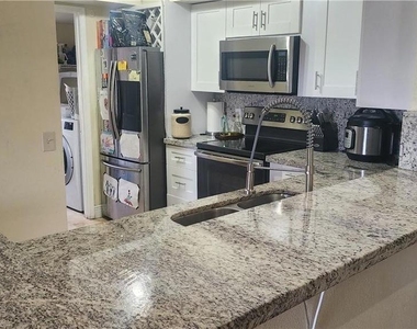 2494 Centergate Drive - Photo Thumbnail 36
