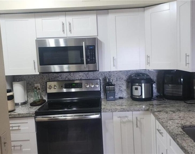 2494 Centergate Drive - Photo Thumbnail 21