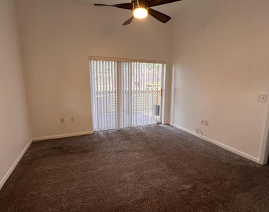 4863 Via Palm Lakes - Photo Thumbnail 23