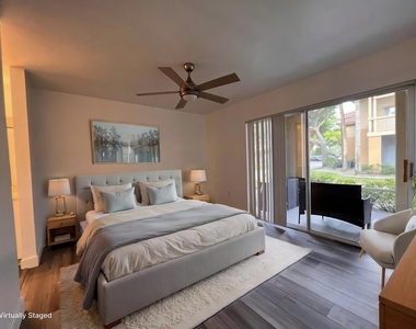 4863 Via Palm Lakes - Photo Thumbnail 10
