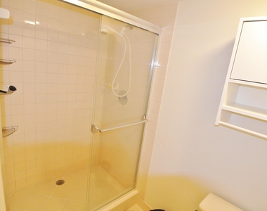1201 Seafarer Circle - Photo Thumbnail 8