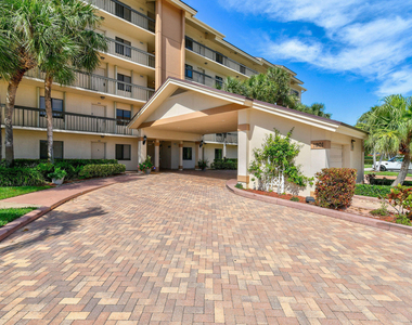 1201 Seafarer Circle - Photo Thumbnail 17