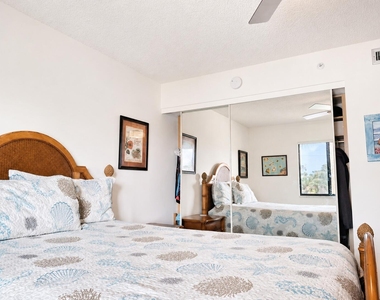 1201 Seafarer Circle - Photo Thumbnail 11