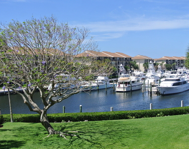 1201 Seafarer Circle - Photo Thumbnail 16