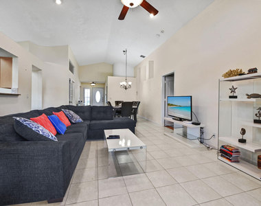 2241 Soundings Court - Photo Thumbnail 13