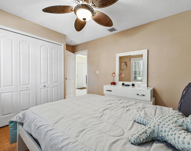 2241 Soundings Court - Photo Thumbnail 20