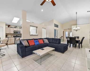 2241 Soundings Court - Photo Thumbnail 3