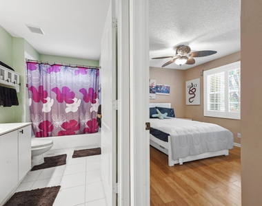 2241 Soundings Court - Photo Thumbnail 17