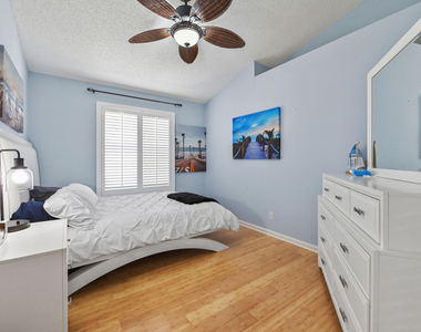 2241 Soundings Court - Photo Thumbnail 15