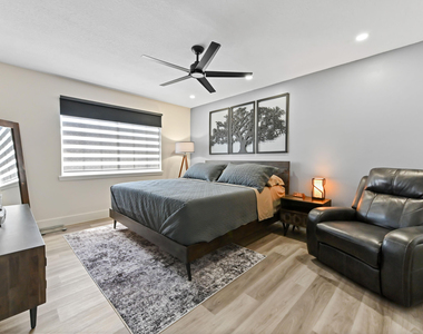 6880 Brook Hollow Road - Photo Thumbnail 8