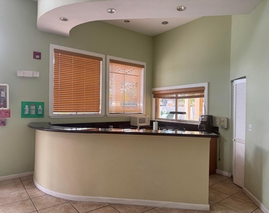 4807 Via Palm Lakes - Photo Thumbnail 45