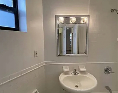 534 East 83rd Street - Photo Thumbnail 4