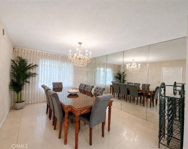 18210 Hatteras - Photo Thumbnail 1