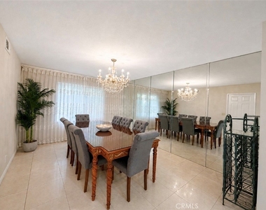 18210 Hatteras - Photo Thumbnail 17