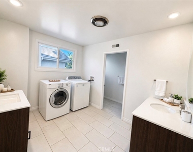 18210 Hatteras - Photo Thumbnail 8