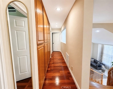 18210 Hatteras - Photo Thumbnail 9