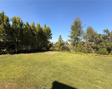3702 Avenida Callada - Photo Thumbnail 27