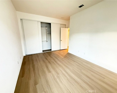3702 Avenida Callada - Photo Thumbnail 19