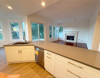 3702 Avenida Callada - Photo Thumbnail 5