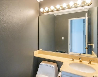 21820 Marylee Street - Photo Thumbnail 22