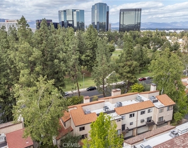 21820 Marylee Street - Photo Thumbnail 27