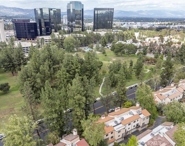 21820 Marylee Street - Photo Thumbnail 29