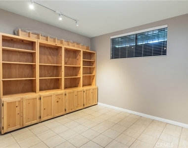 21820 Marylee Street - Photo Thumbnail 23