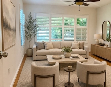 6517 White Oak Ave - Photo Thumbnail 20