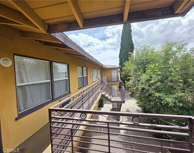 8706 Parthenia Place - Photo Thumbnail 13
