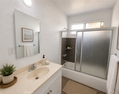 8706 Parthenia Place - Photo Thumbnail 5