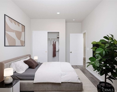 16289 W. San Fernando Mission Blvd - Photo Thumbnail 3