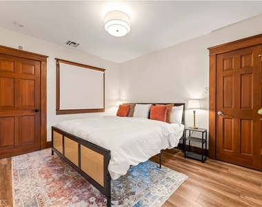 736 Redondo Avenue - Photo Thumbnail 10
